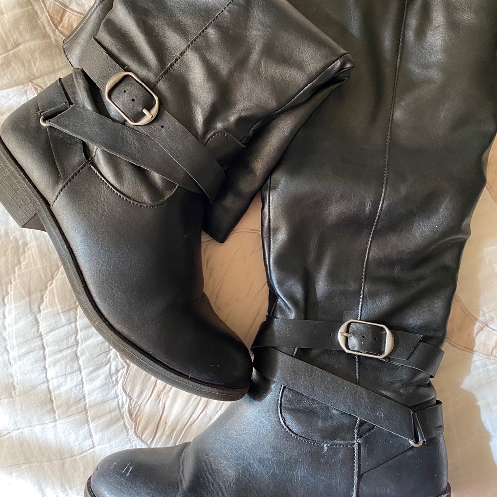 Riding Boots - Picture 2 of 9